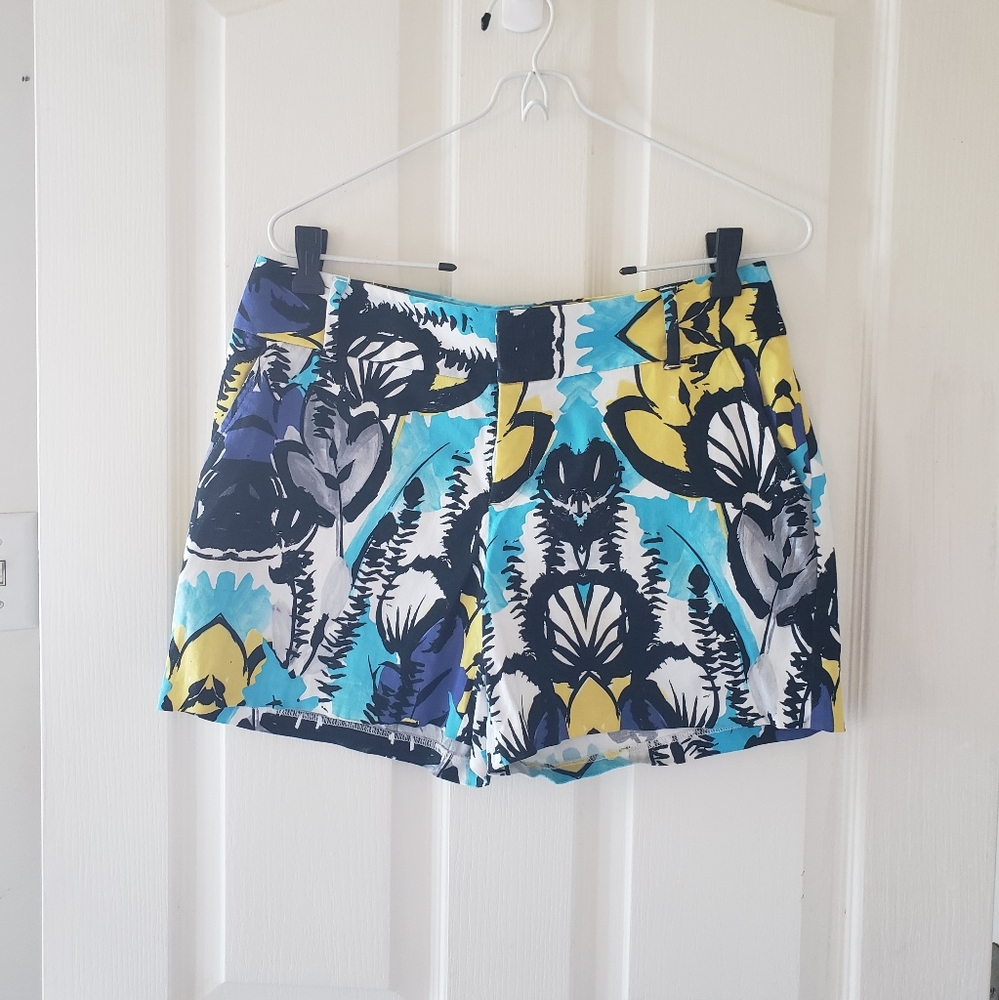 Flower patterned shorts
